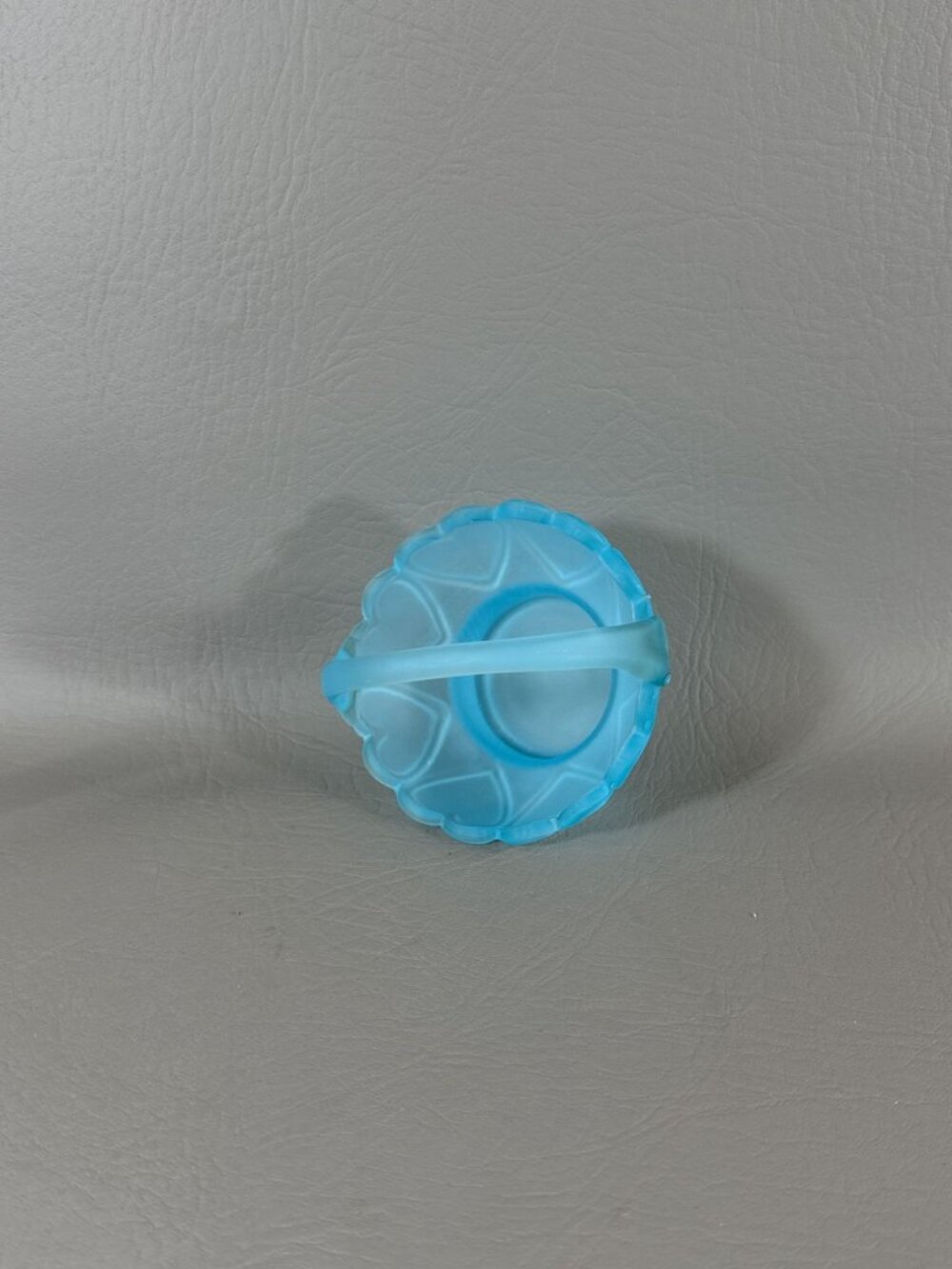 Vintage Frosted Blue Satin Glass Mini Basket Embossed Hearts Candy Dish Trinket - Picture 5 of 12